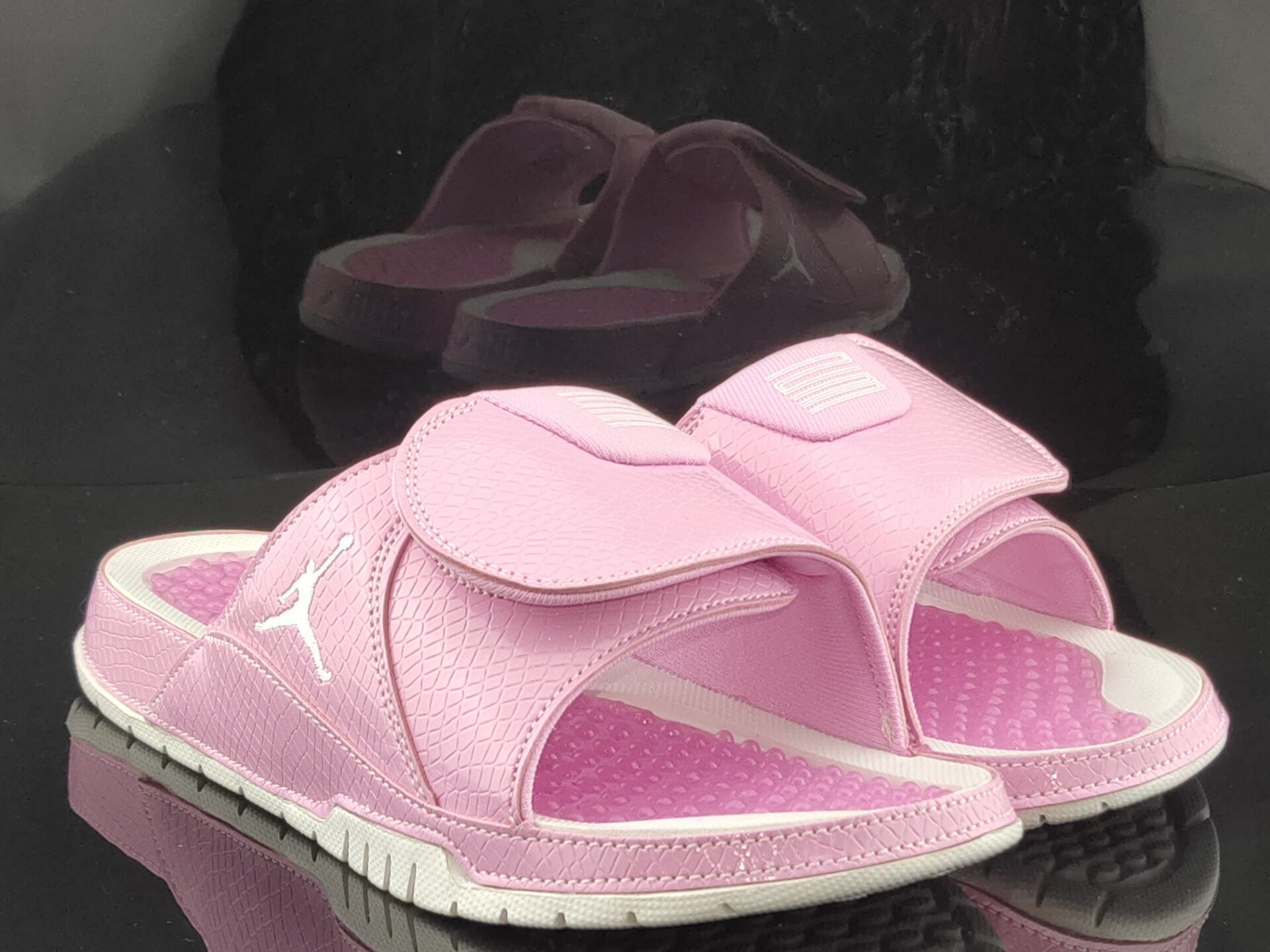 Women Air Jordan Hydro XI Retro Pink White Sandal